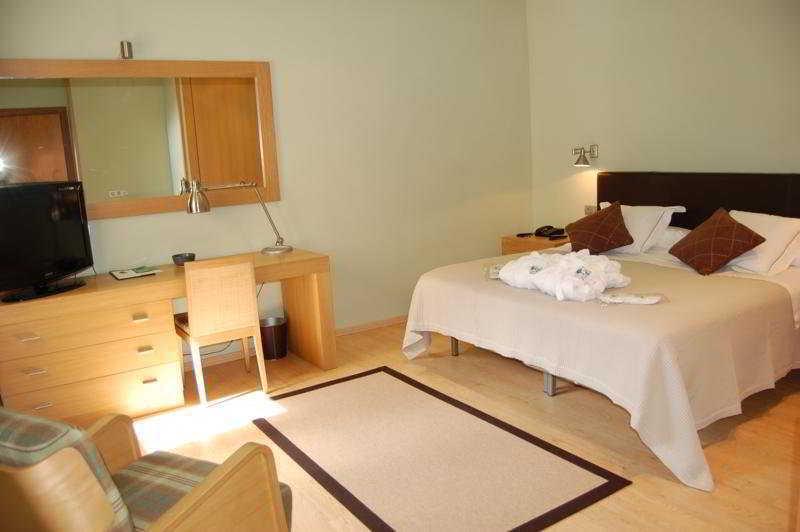 Manantial Hotel 4*