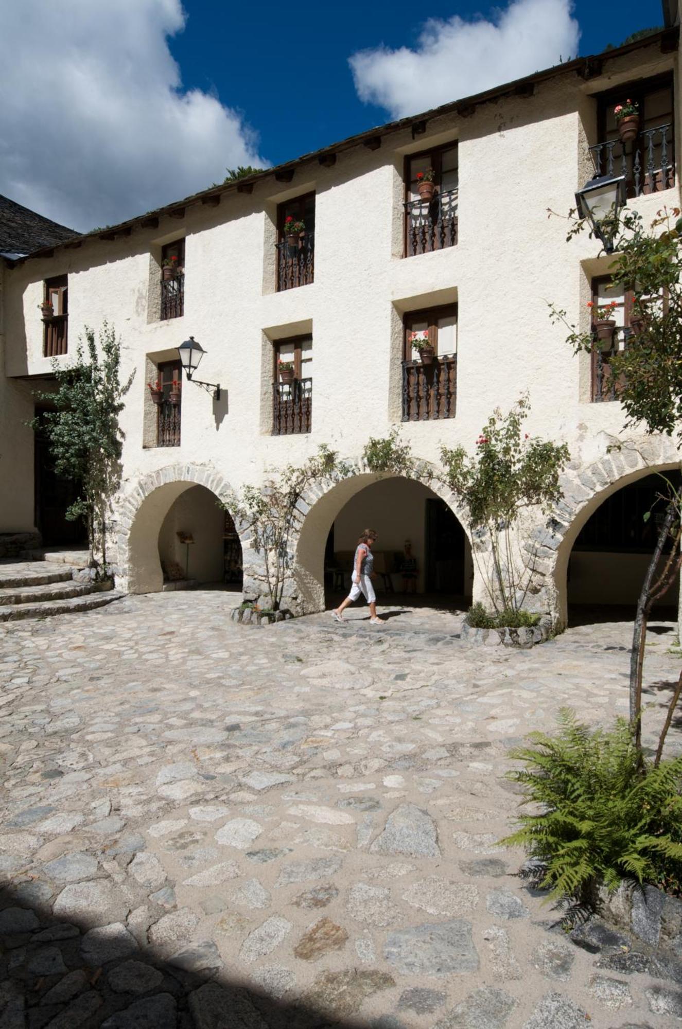 Manantial Hotel Caldes De Boi